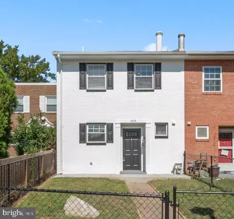 1019 First St, Alexandria, VA 22314
