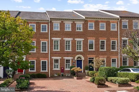 411 S Saint Asaph St, Alexandria, VA 22314