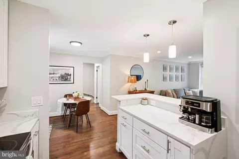 4902 29th Rd S #A2, Arlington, VA 22206