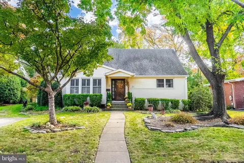 625 Prospect Pl, Alexandria, VA 22304