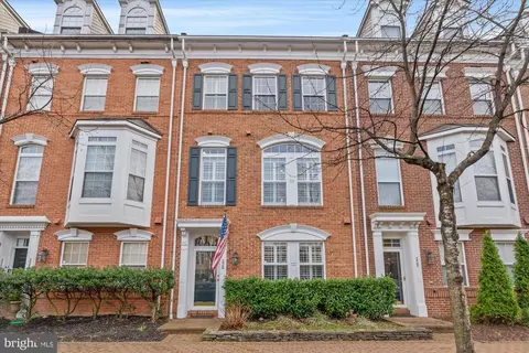 326 Cameron Station Blvd, Alexandria, VA 22304