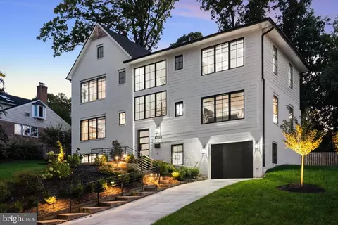 3608 Orlando Pl, Alexandria, VA 22305