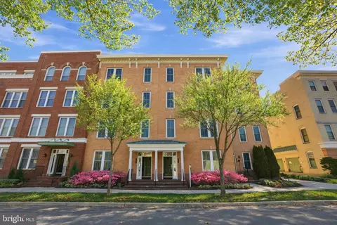 2307 Richmond Hwy #102, Alexandria, VA 22301