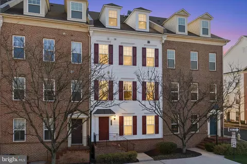3941 Old Dominion Blvd, Alexandria, VA 22305