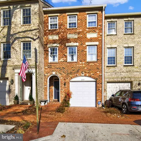 203 Princess St, Alexandria, VA 22314