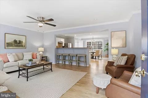 1573 N A N Van Dorn St #A, Alexandria, VA 22304