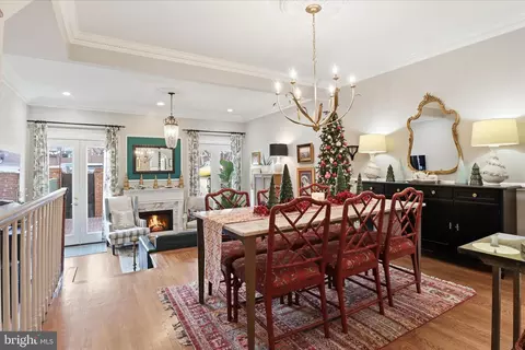 408 N Pitt St, Alexandria, VA 22314
