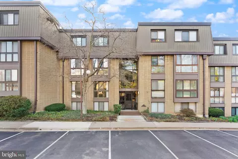 5140 Maris Ave #200, Alexandria, VA 22304
