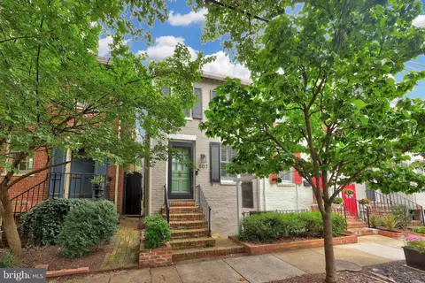 607 S Saint Asaph St, Alexandria, VA 22314
