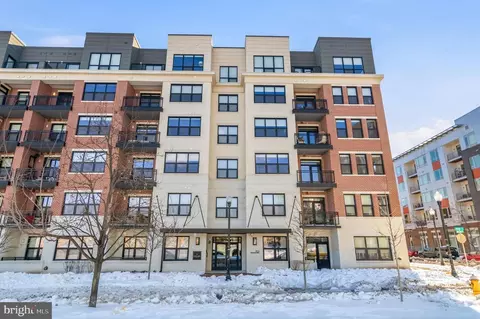 701 Swann Ave #507, Alexandria, VA 22301