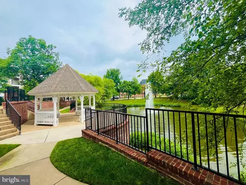 4860 Eisenhower Ave #484, Alexandria, VA 22304