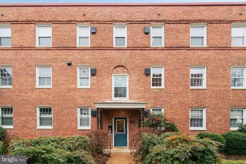 710 S Fayette St #22, Alexandria, VA 22314