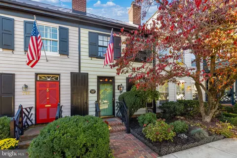 720 Gibbon St, Alexandria, VA 22314
