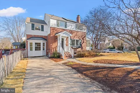399 Tennessee Ave, Alexandria, VA 22305