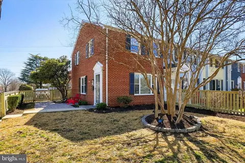 1620 Kenwood Ave, Alexandria, VA 22302