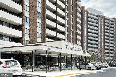 250 S Reynolds St #502, Alexandria, VA 22304