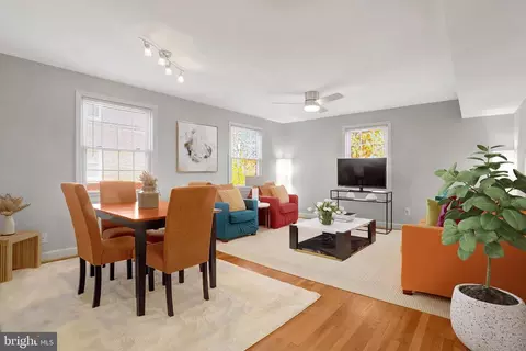 726 S Fayette St #21, Alexandria, VA 22314