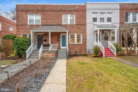 546 E Nelson Ave, Alexandria, VA 22301
