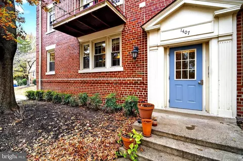 1407 E Abingdon Dr #1, Alexandria, VA 22314