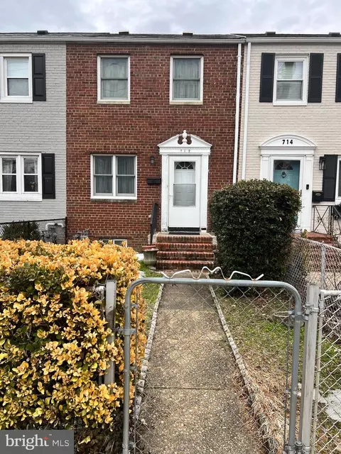 712 S Payne St, Alexandria, VA 22314