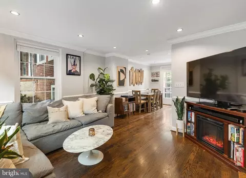 2814 S Columbus St, Arlington, VA 22206