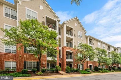 4854 Eisenhower Ave #157, Alexandria, VA 22304