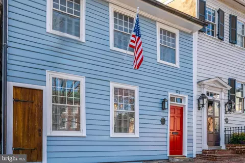 126 Prince St, Alexandria, VA 22314