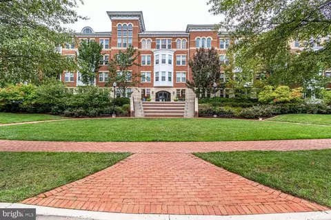 400 Cameron Station Blvd #117, Alexandria, VA 22304