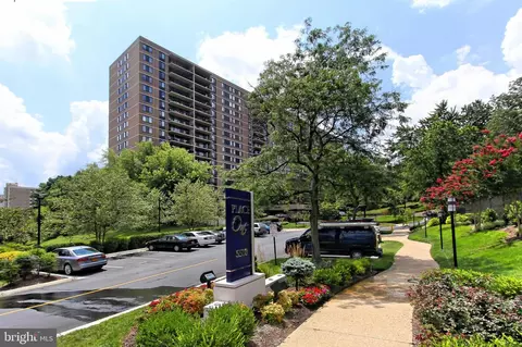 5500 Holmes Run Pkwy #210, Alexandria, VA 22304