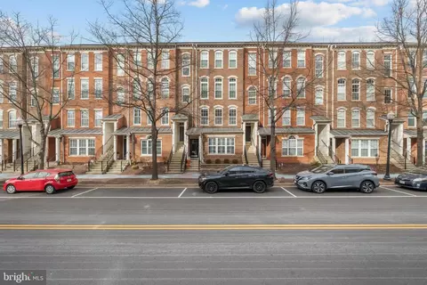 413 Cameron Station Blvd, Alexandria, VA 22304