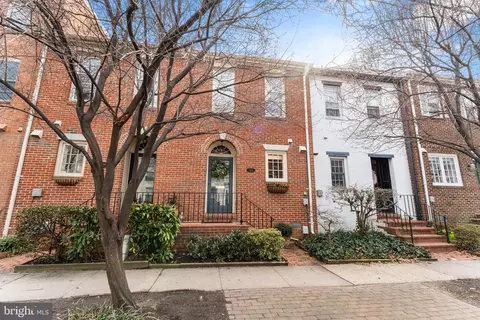 1306 Prince St, Alexandria, VA 22314