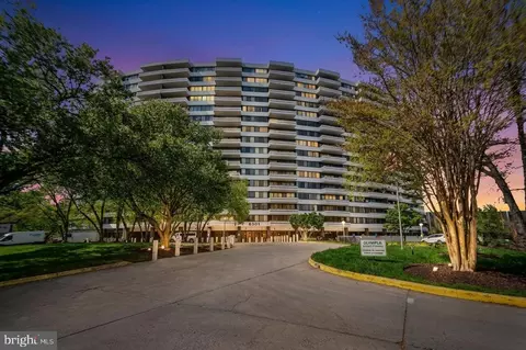 6301 Stevenson Ave #406, Alexandria, VA 22304