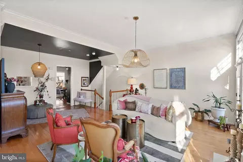 426 Stanton Pl, Alexandria, VA 22304
