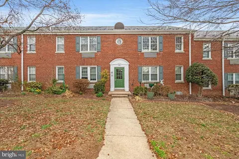 308 Ashby St #C, Alexandria, VA 22305
