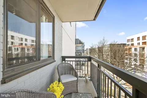 801 Pitt St N #605, Alexandria, VA 22314