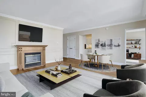 400 Madison St #806, Alexandria, VA 22314
