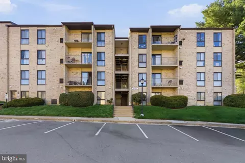 6151 Edsall Rd #G, Alexandria, VA 22304