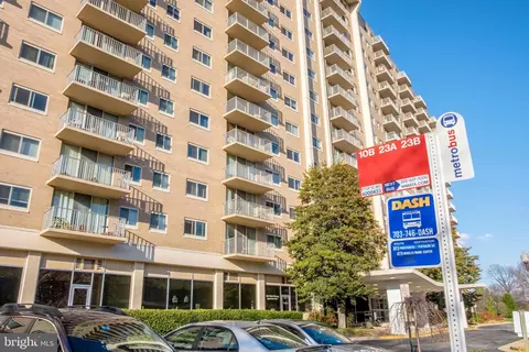 1225 Martha Custis Dr #320, Alexandria, VA 22302