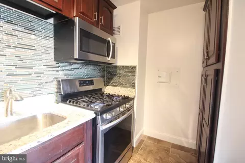1225 Martha Custis Dr #320, Alexandria, VA 22302