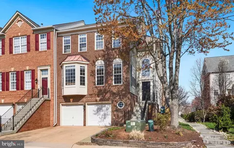 2412 Gretter Pl, Alexandria, VA 22311