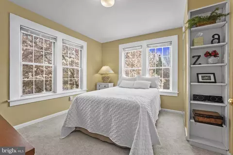 Bedroom - 1706 Dewitt Ave #E, Alexandria, VA 22301 photo 1 of 3