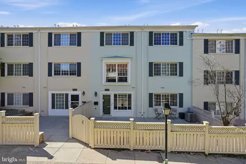 1603 N B N Van Dorn St, Alexandria, VA 22304