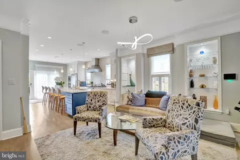 714 Wythe St, Alexandria, VA 22314