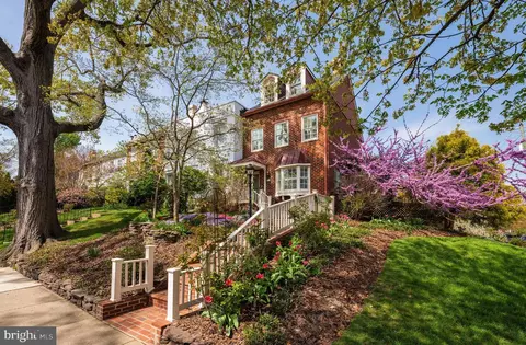 803 Green St, Alexandria, VA 22314