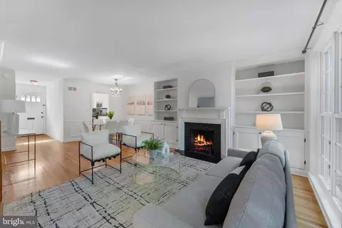 911 S Lee St, Alexandria, VA 22314