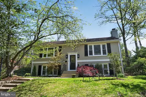 3604 Dearborn Pl, Alexandria, VA 22304