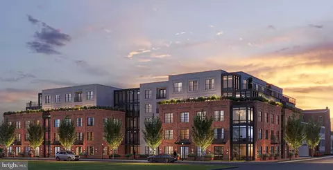 811 N Columbus St #406, Alexandria, VA 22314