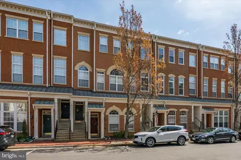 5115 Donovan Dr, Alexandria, VA 22304