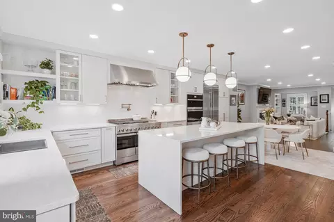 816 S Pitt St, Alexandria, VA 22314