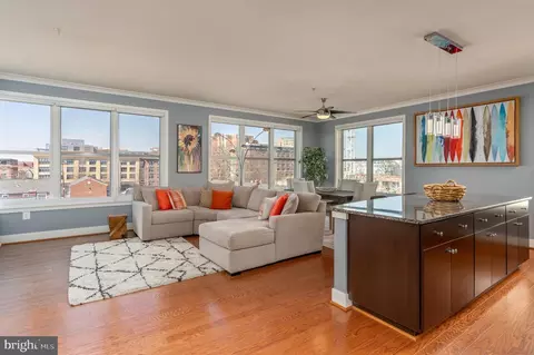 815 N Patrick St #407, Alexandria, VA 22314